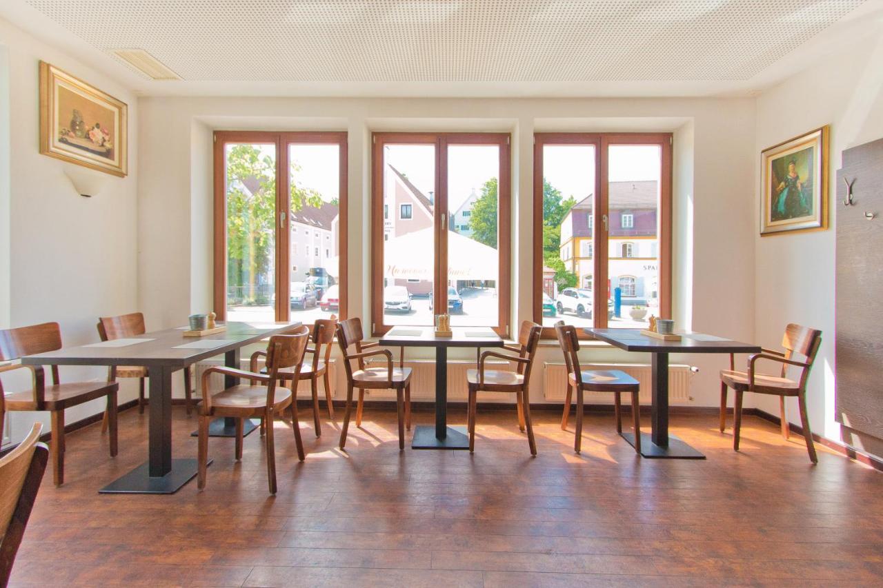 Gasthof Postbraeu Siegenburg Экстерьер фото